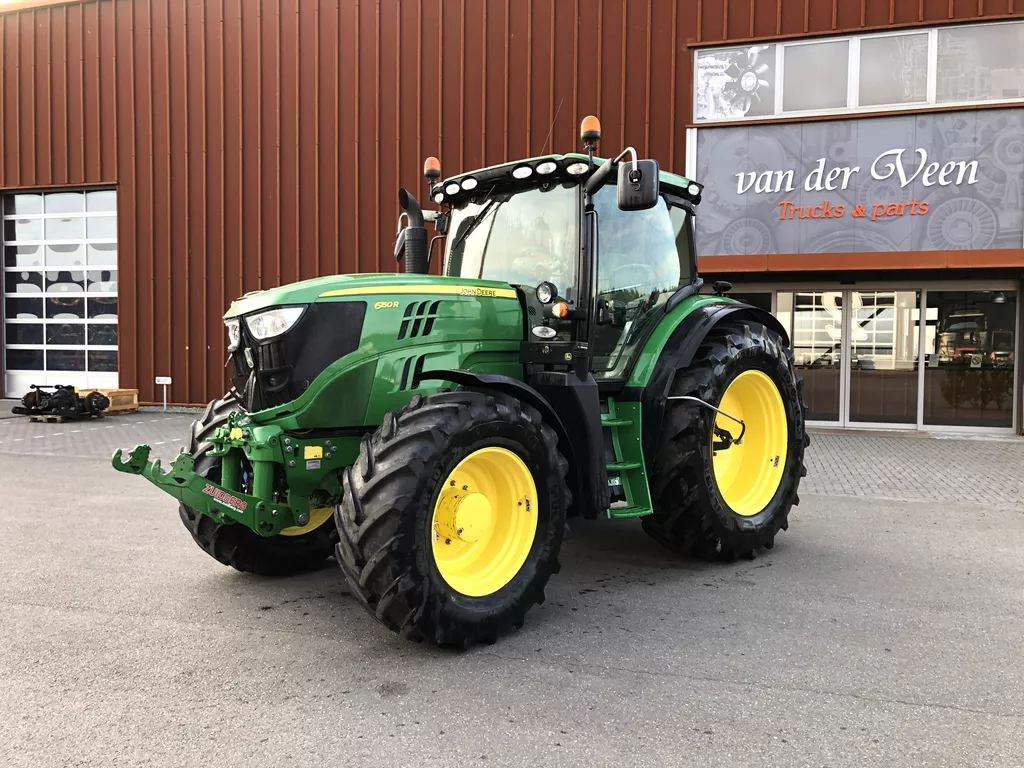 John Deere 6150R